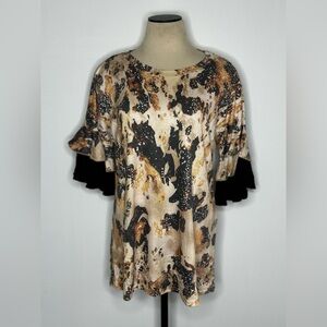Elegant Women's Top with Ruffle Sleeves